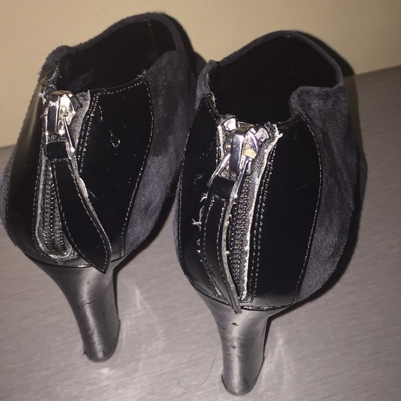 Franco Sarto black suede patent leather booties - Picture 3 of 5